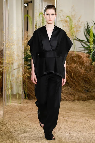 Look 47